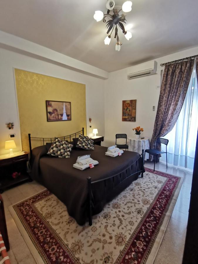 B&B Divina Roma Esterno foto