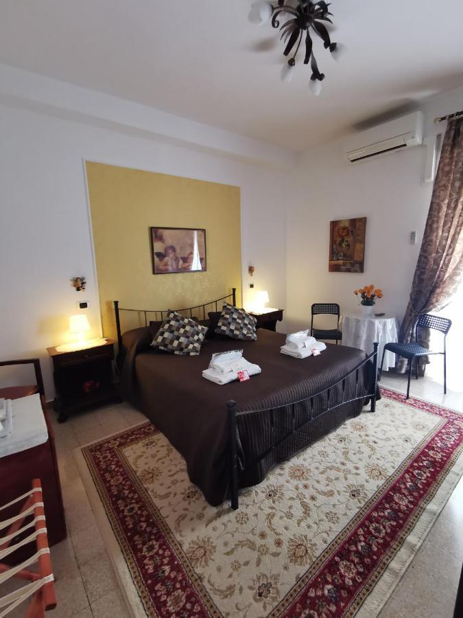 B&B Divina Roma Esterno foto